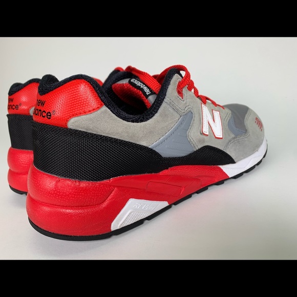 New Balance Men MRT580SR Mecha (gray/red) Size 11 - Picture 8 of 11